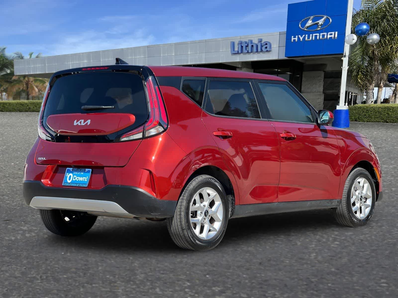 2025 Kia Soul LX photo 2
