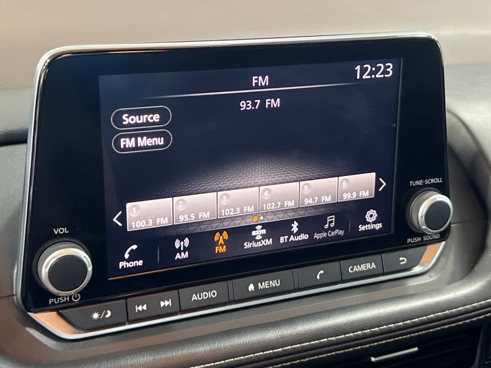 Thumbnail: 2023 Nissan Rogue - 18