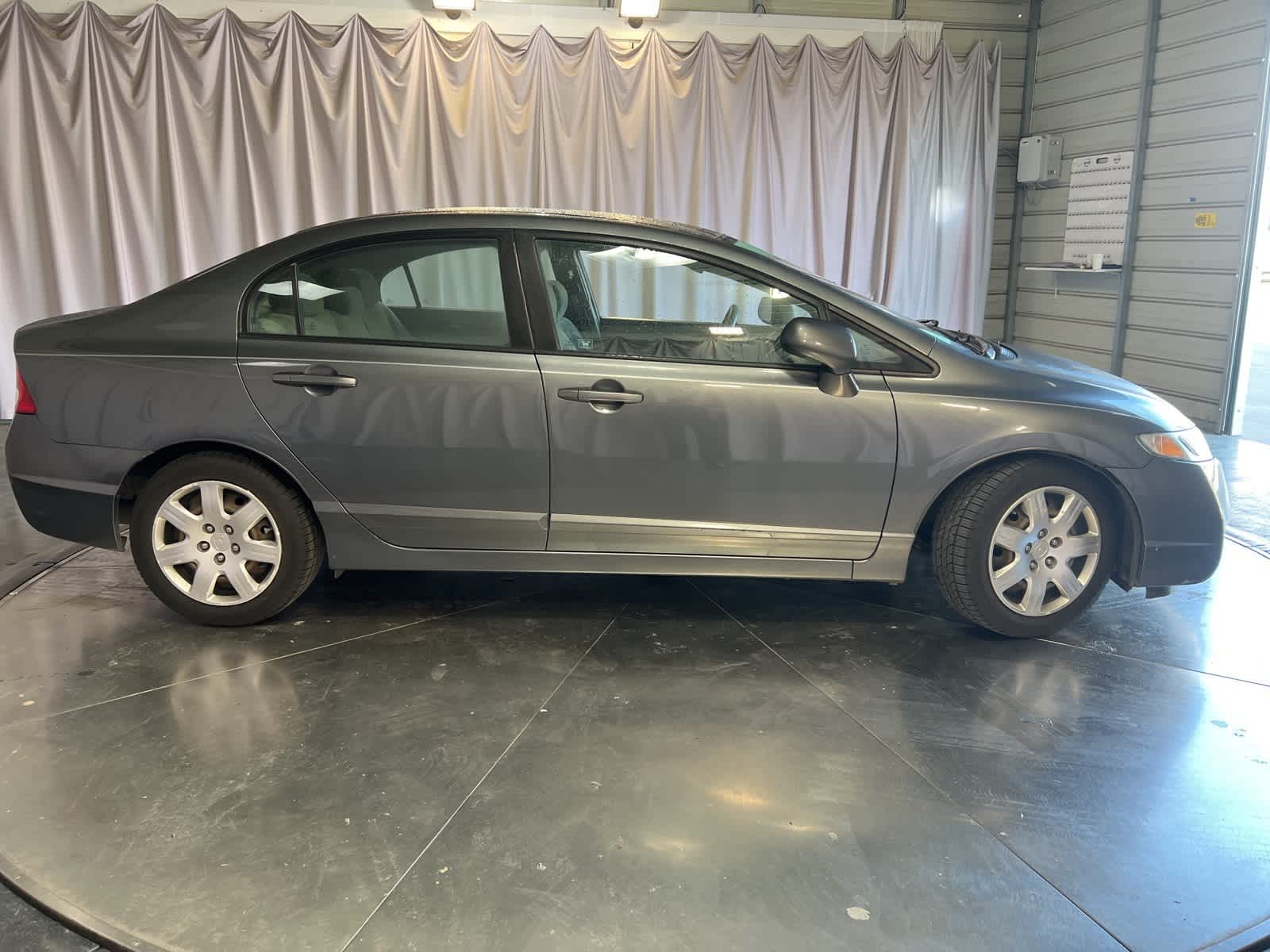 Thumbnail: 2011 Honda Civic - 4