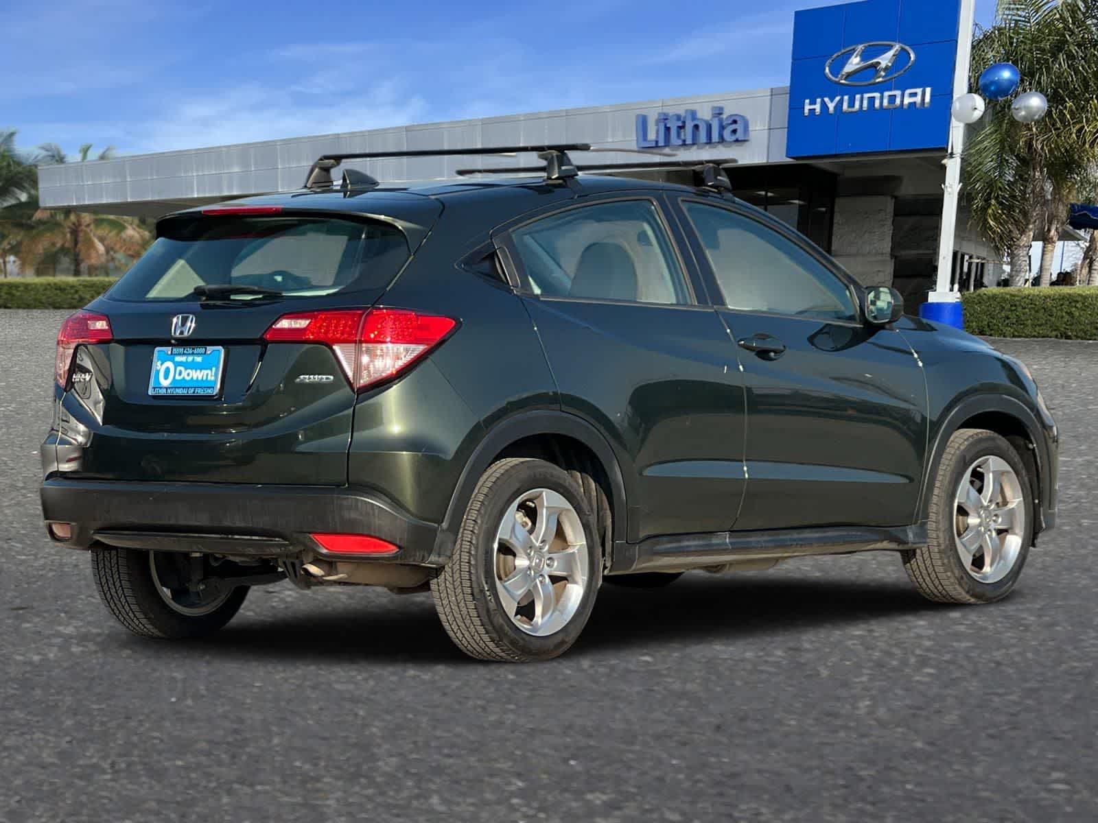 Thumbnail: 2017 Honda HR-V - 3