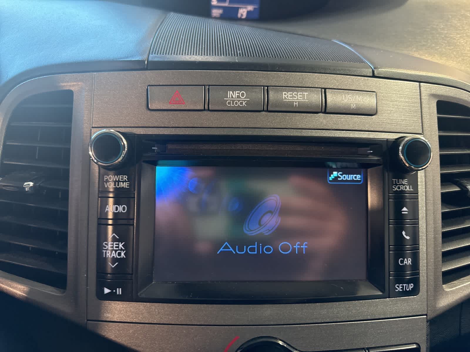 Thumbnail: 2013 Toyota Venza - 24