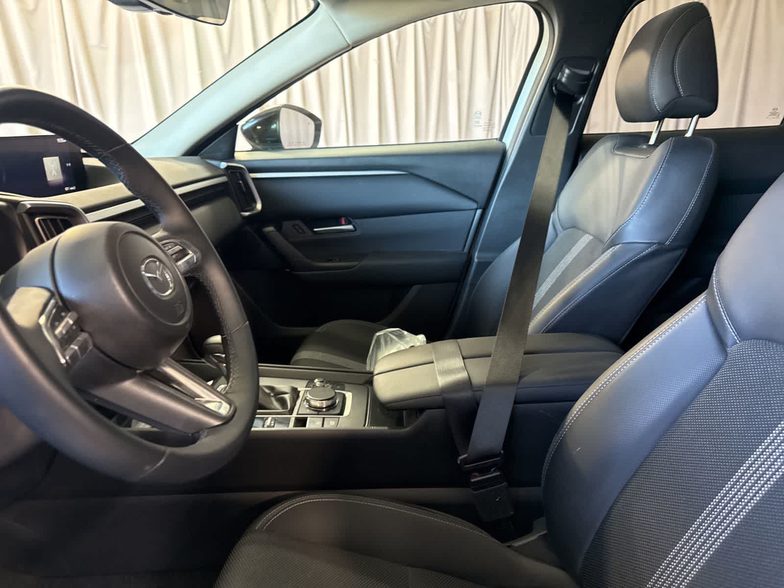 Thumbnail: 2026 Mazda CX-50 - 20