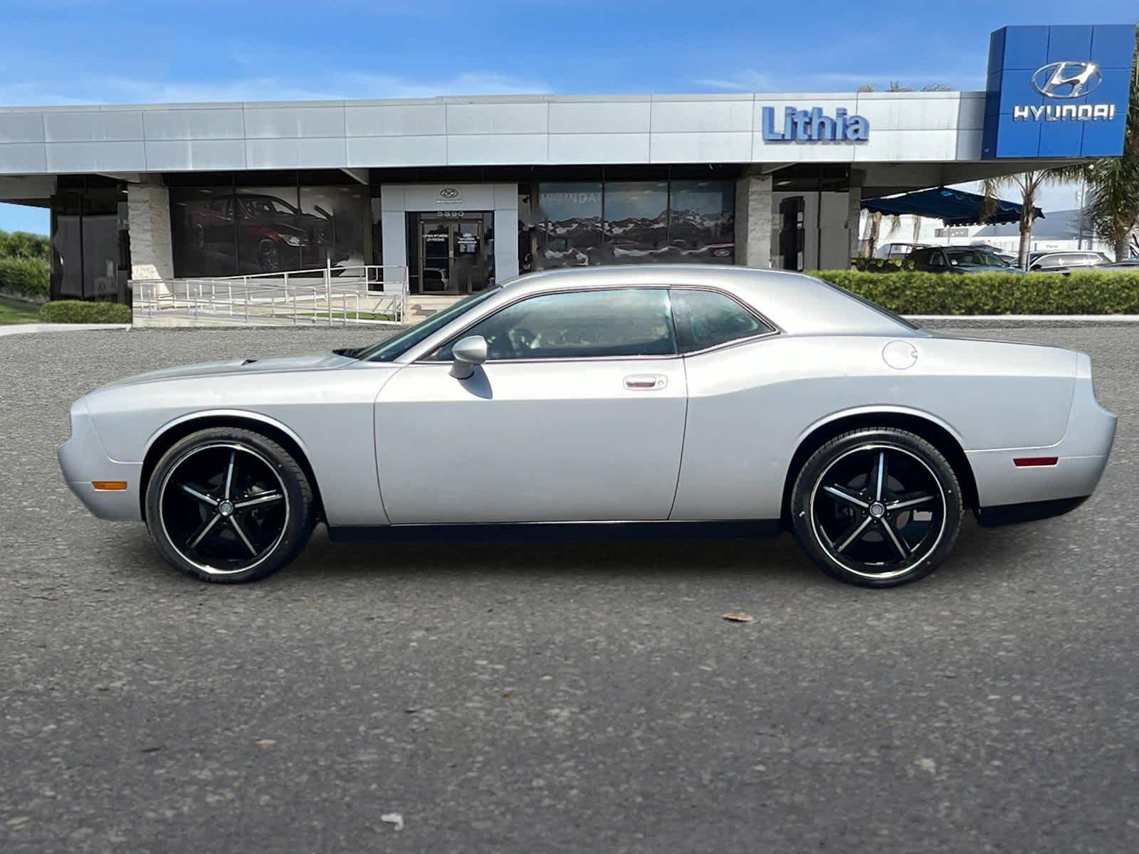 Thumbnail: 2010 Dodge Challenger - 5