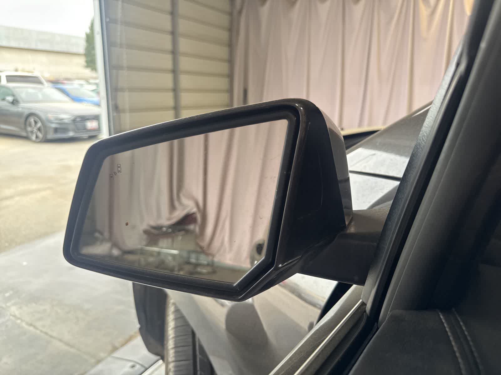 Thumbnail: 2017 GMC Acadia - 20