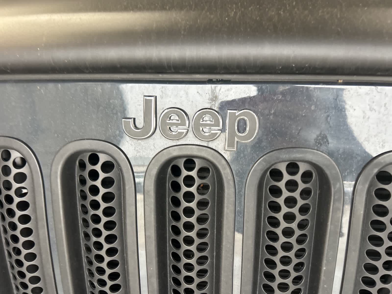 Thumbnail: 2016 Jeep Wrangler - 3