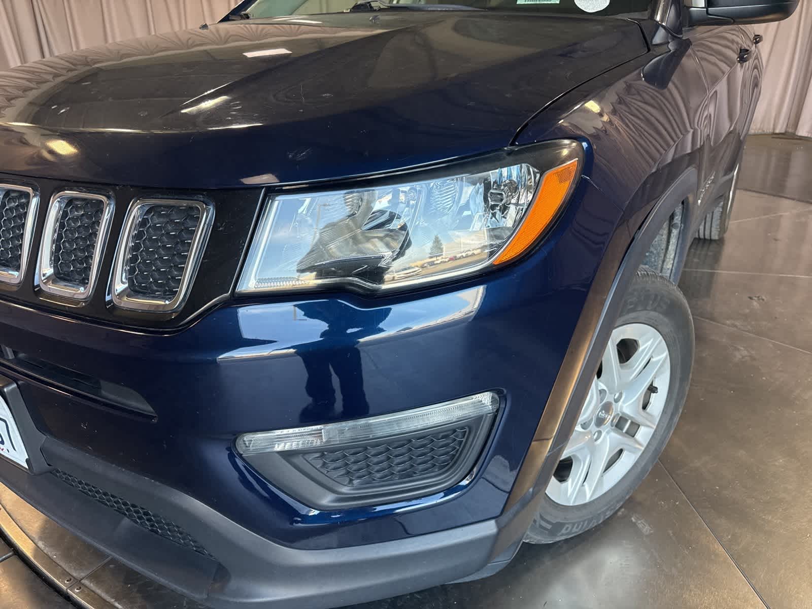 Thumbnail: 2019 Jeep Compass - 14