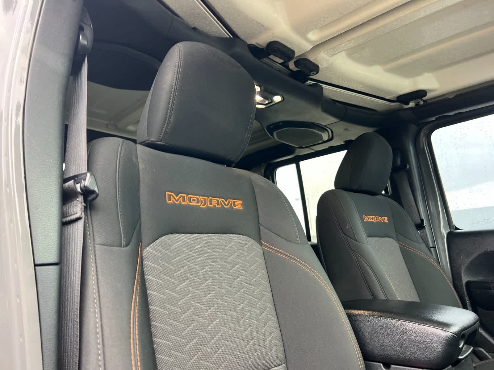 Thumbnail: 2021 Jeep Gladiator - 17