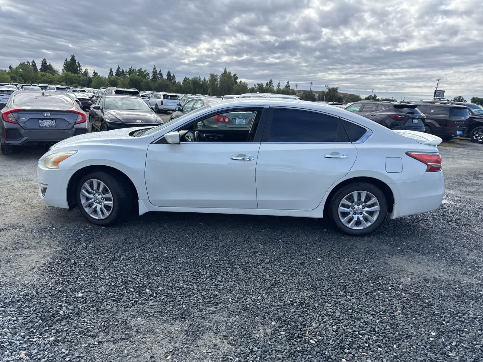 2015 Nissan Altima 2.5 S photo 3