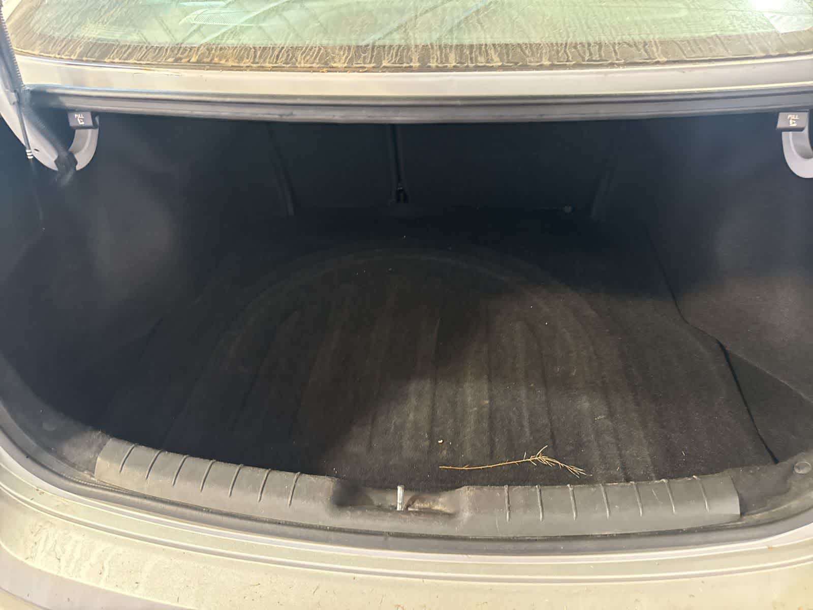 Thumbnail: 2020 Hyundai Elantra - 15