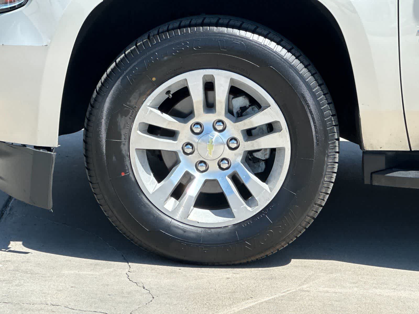 Thumbnail: 2015 Chevrolet Tahoe - 22