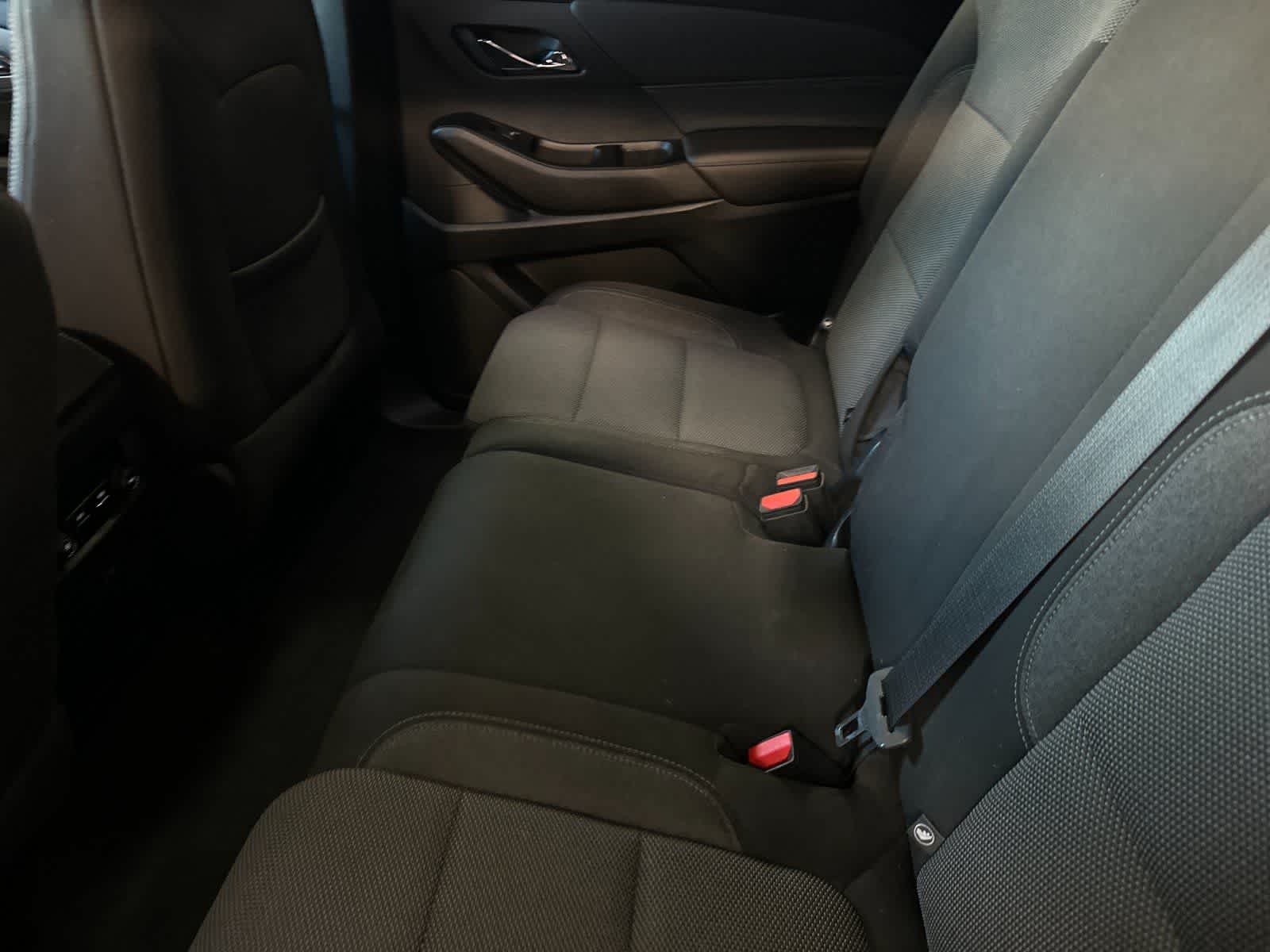 Thumbnail: 2022 Chevrolet Traverse - 5