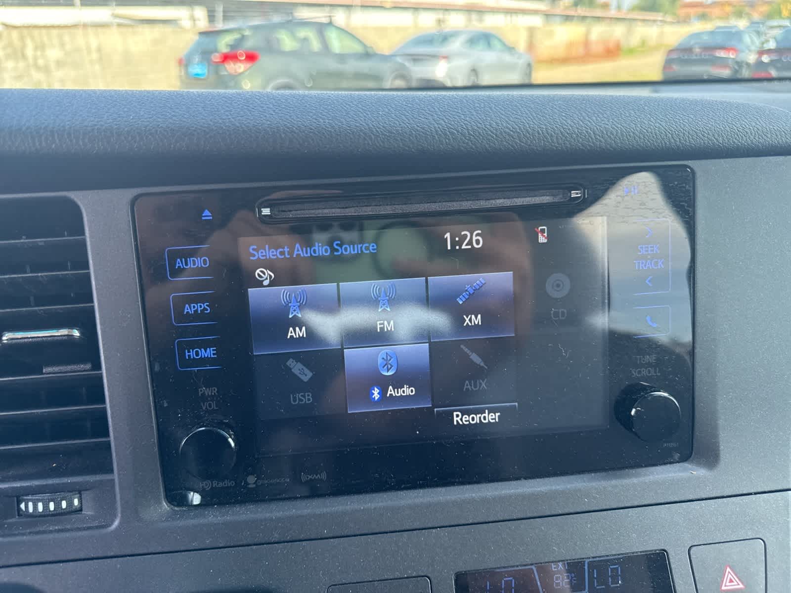 Thumbnail: 2017 Toyota Sienna - 22