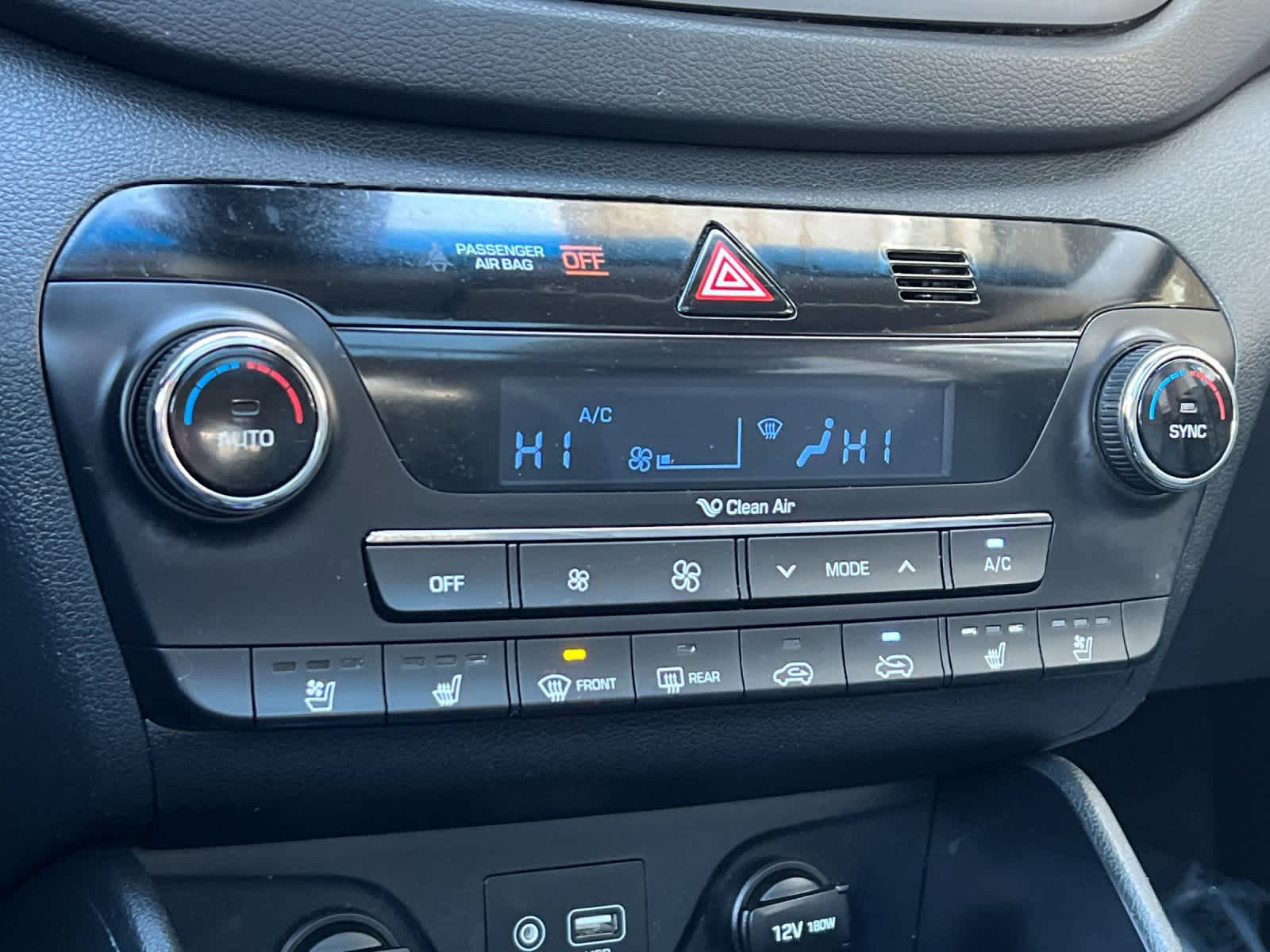 Thumbnail: 2016 Hyundai Tucson - 22