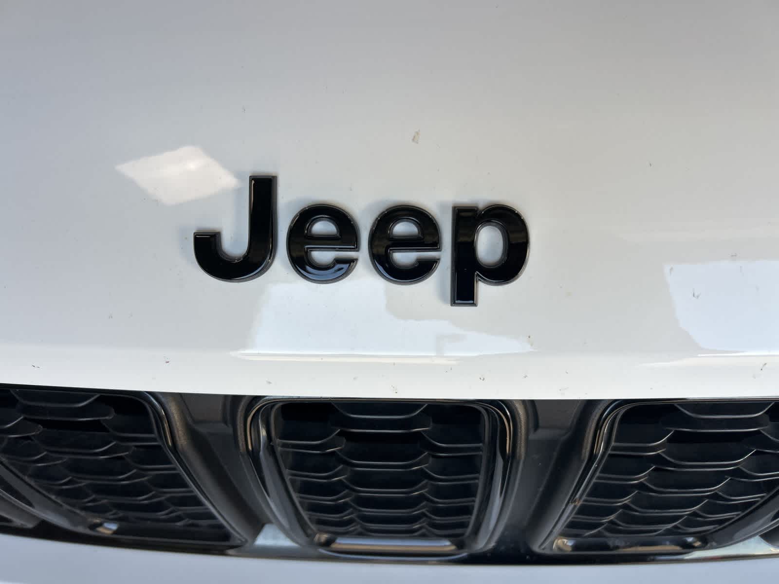 Thumbnail: 2024 Jeep Grand Cherokee L - 3