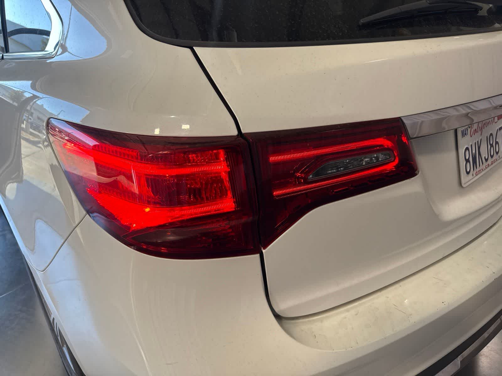 Thumbnail: 2020 Acura MDX - 12