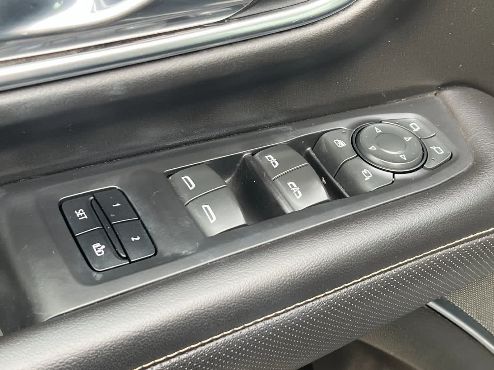 Thumbnail: 2021 GMC Yukon XL - 13