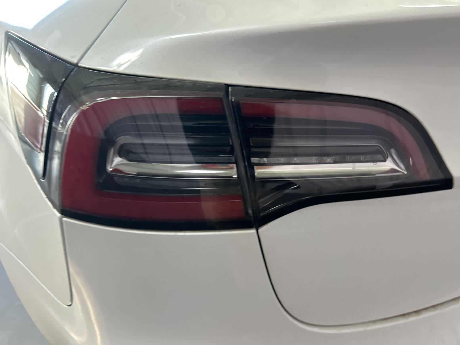 Thumbnail: 2020 Tesla Model 3 - 11