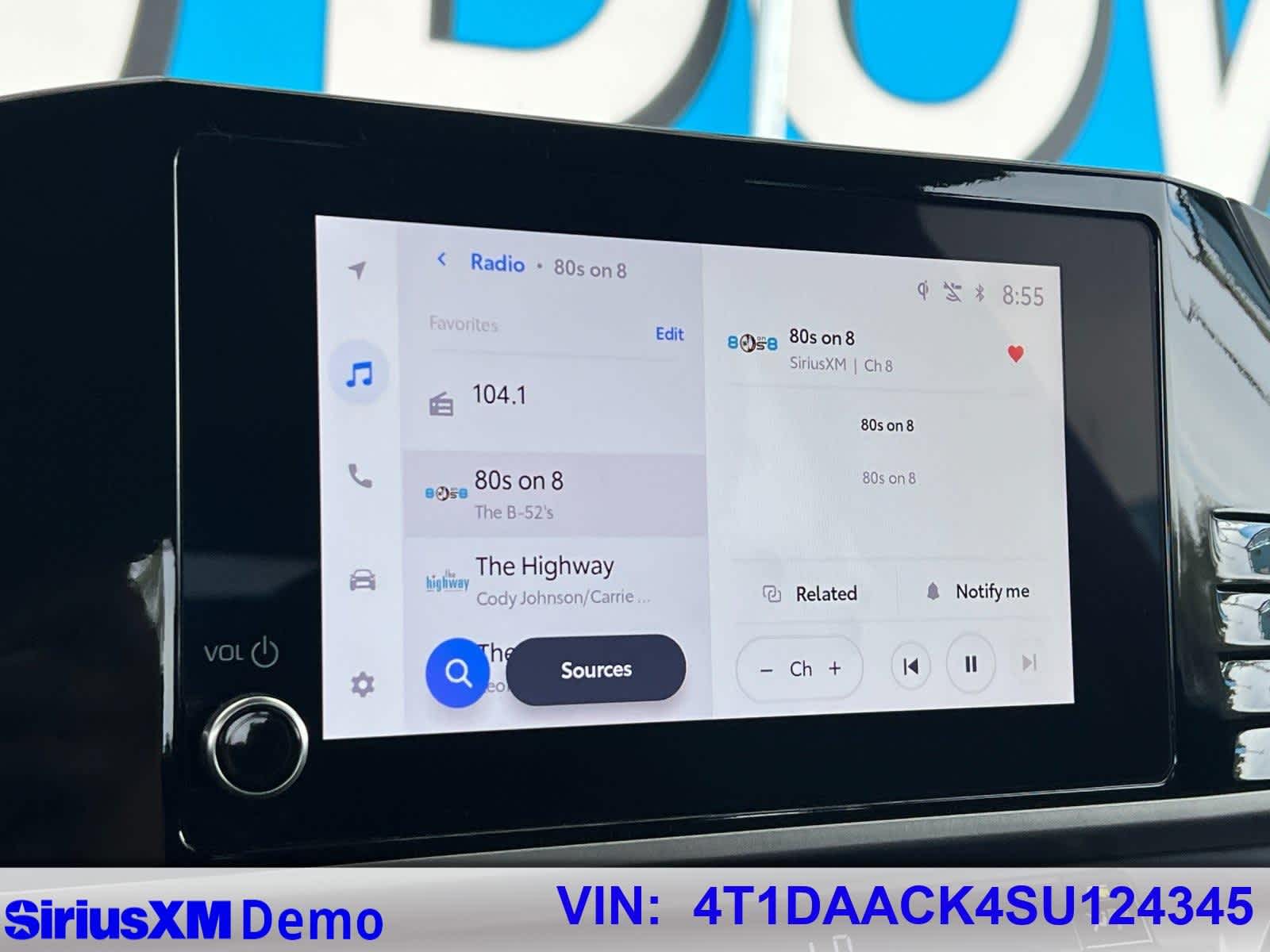 Thumbnail: 2025 Toyota Camry - 27