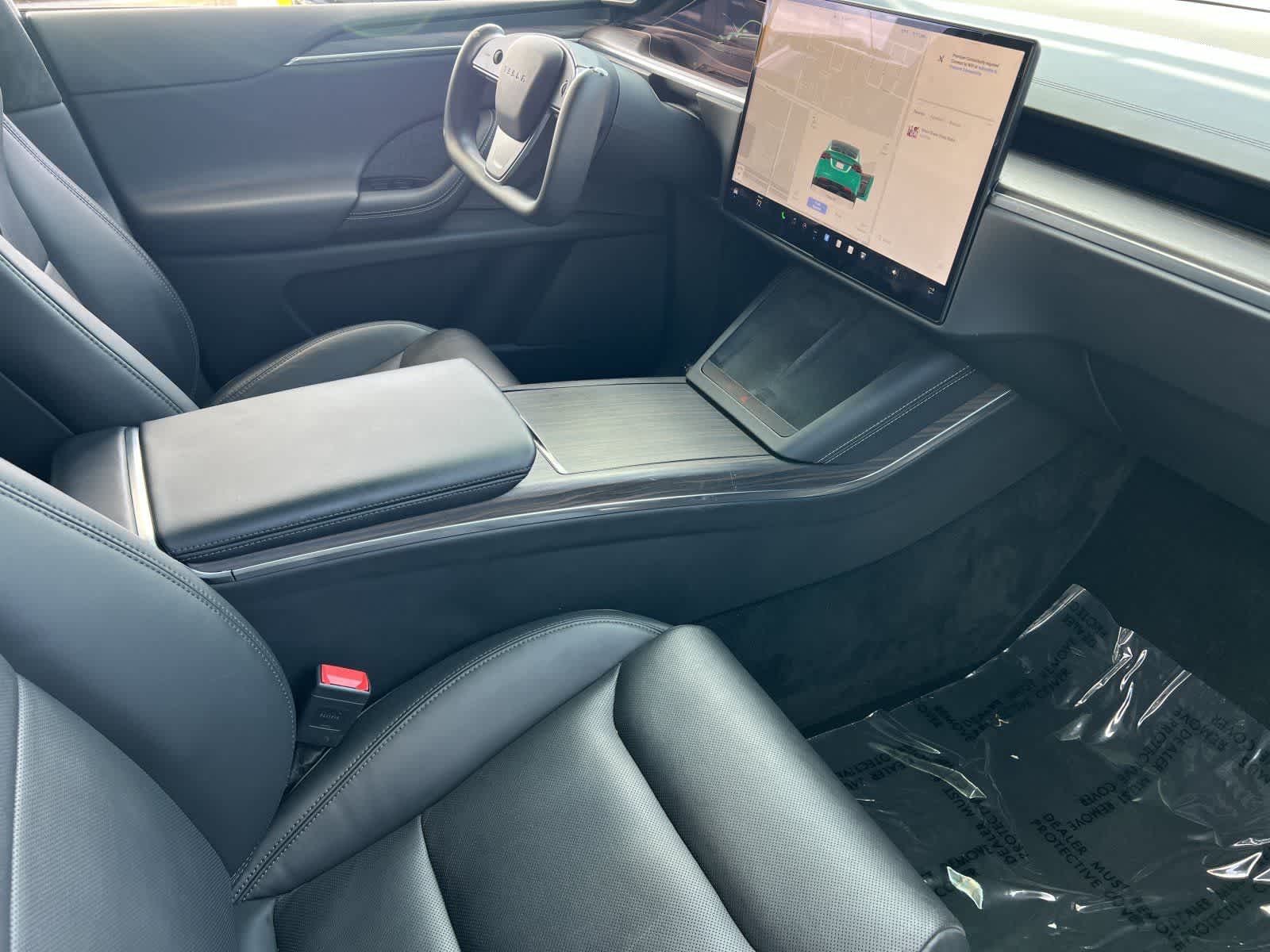 Thumbnail: 2023 Tesla Model X - 16