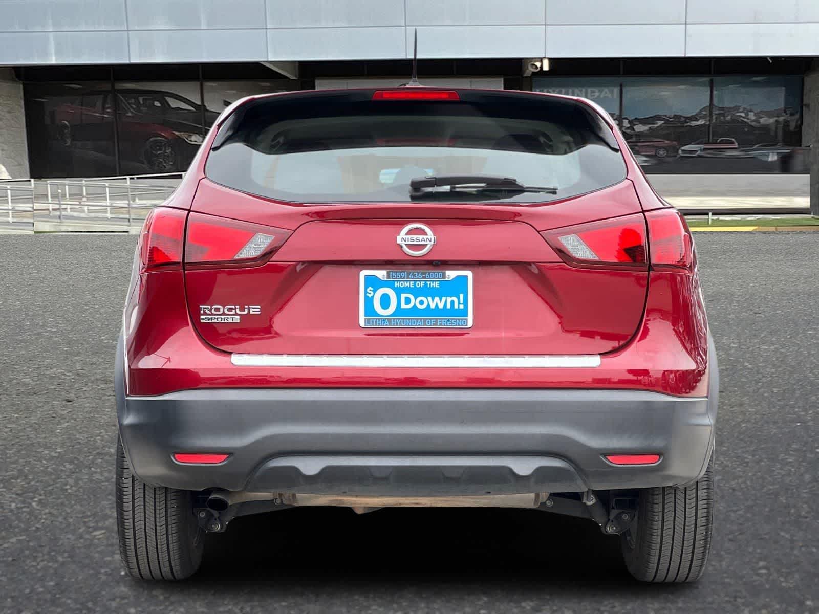 2019 Nissan Rogue Sport S photo 3