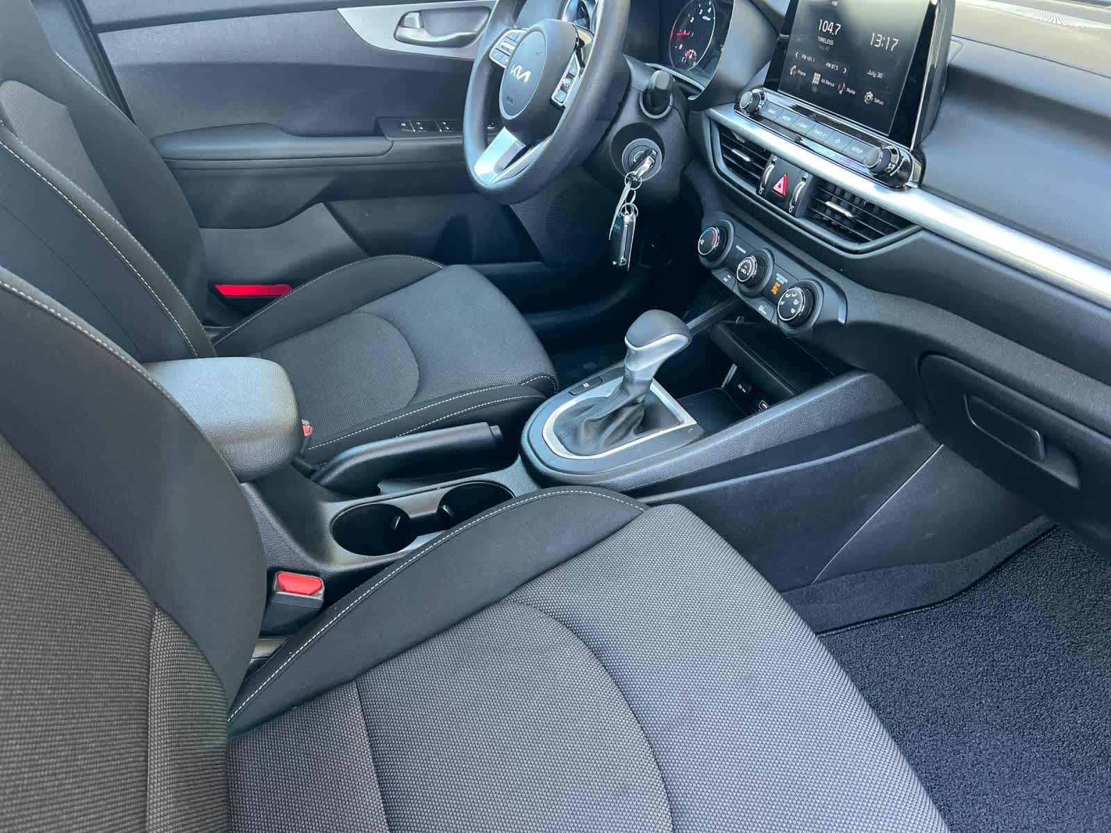 Thumbnail: 2023 Kia Forte - 15