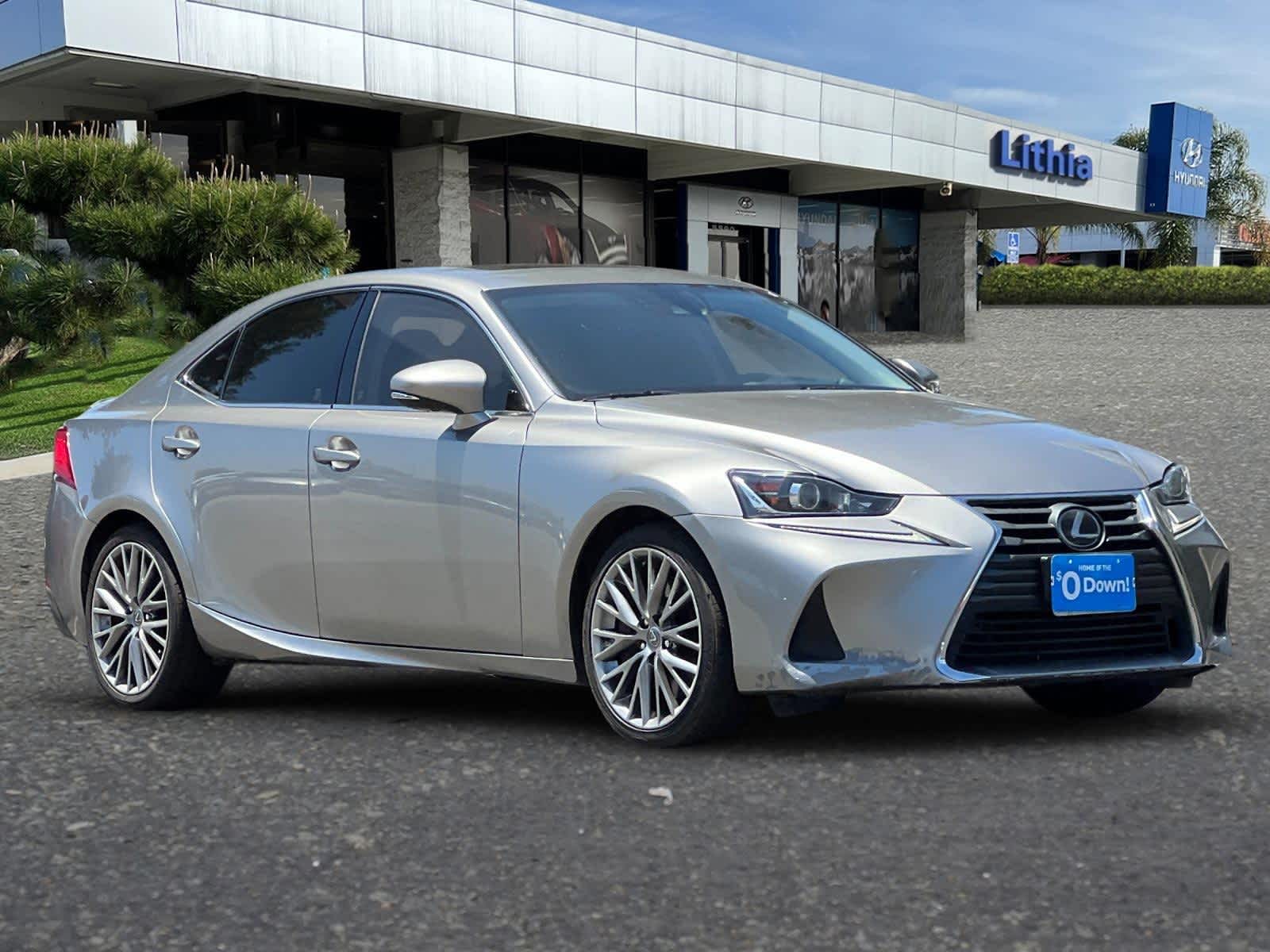 Thumbnail: 2019 Lexus IS - 9