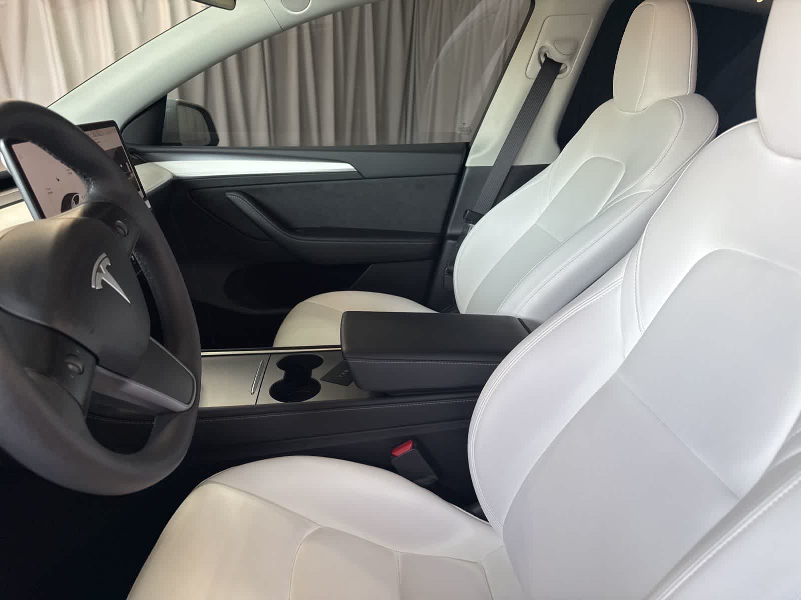 Thumbnail: 2023 Tesla Model Y - 20