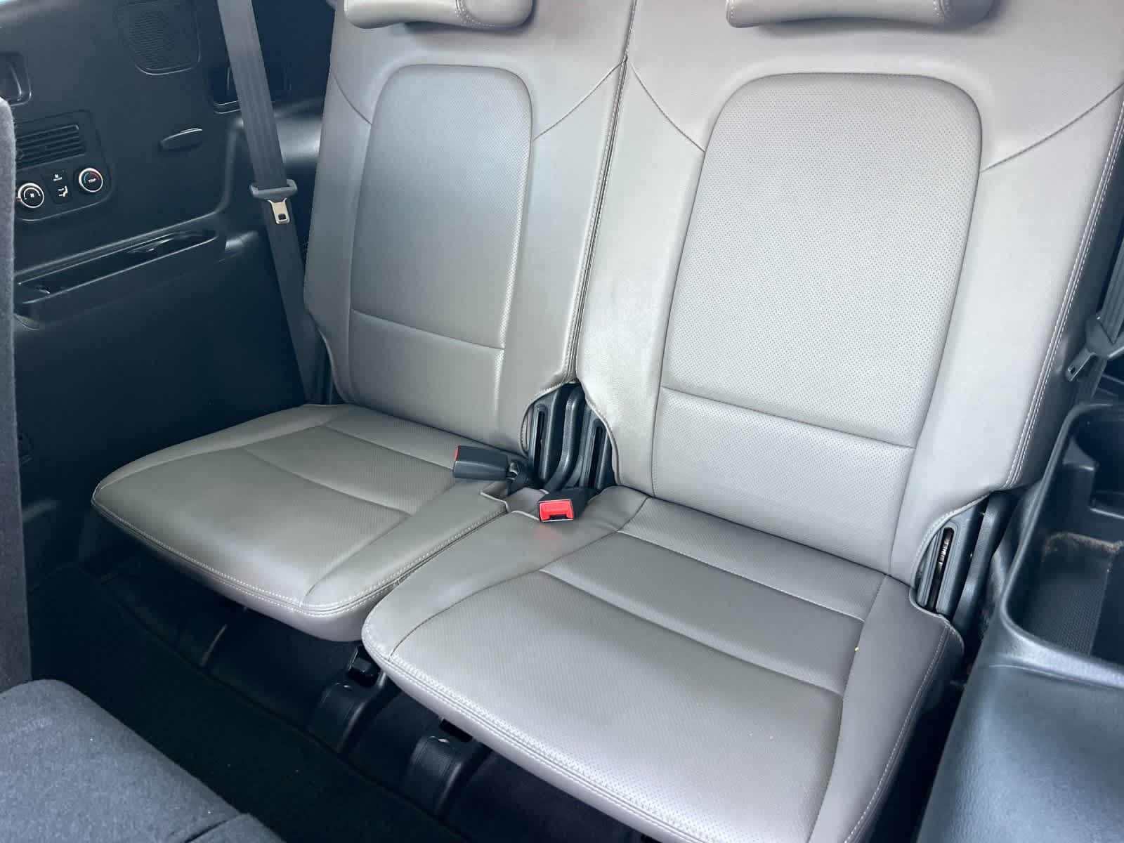 Thumbnail: 2017 Hyundai Santa Fe - 16