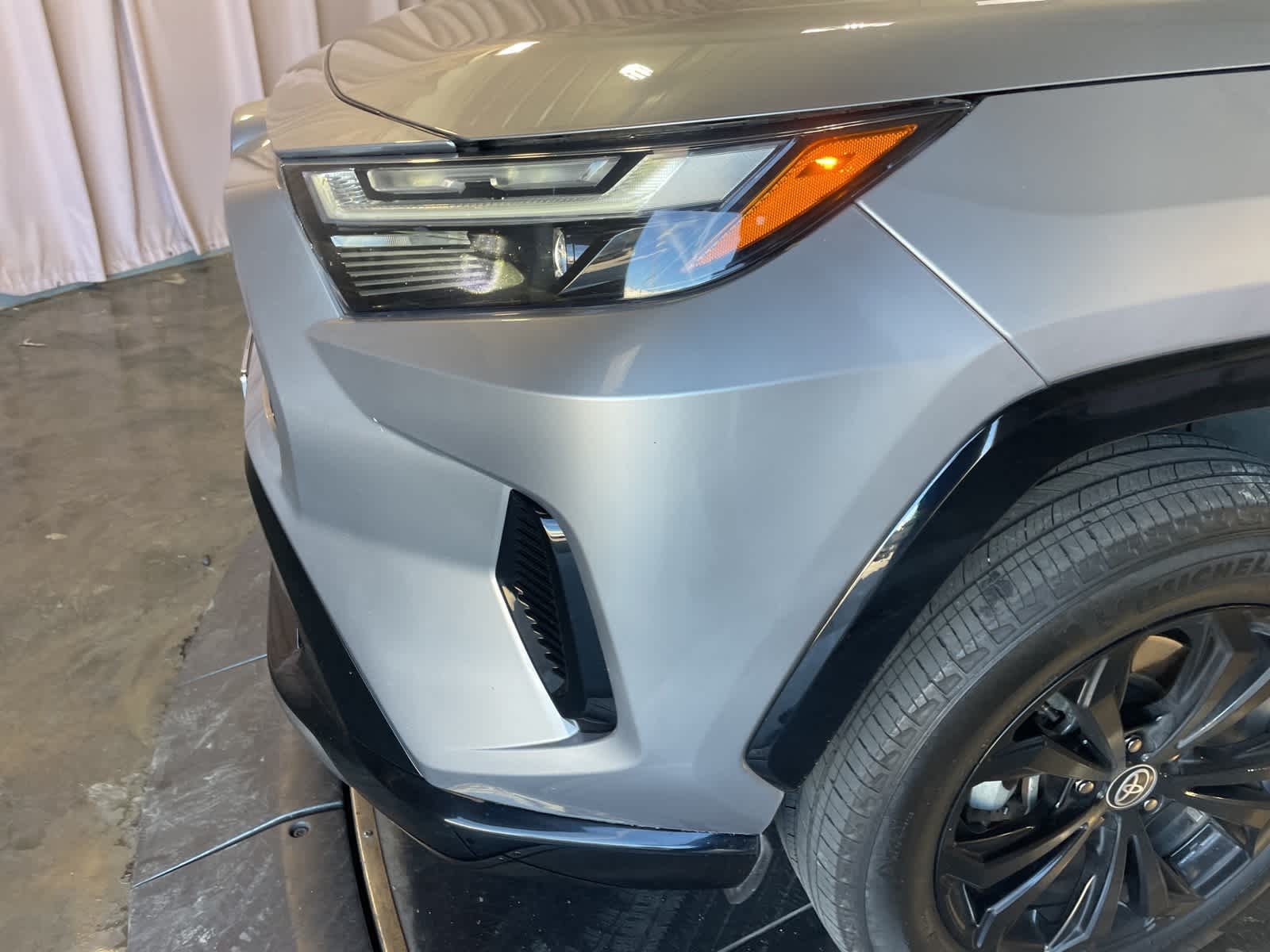 Thumbnail: 2022 Toyota RAV4 - 12