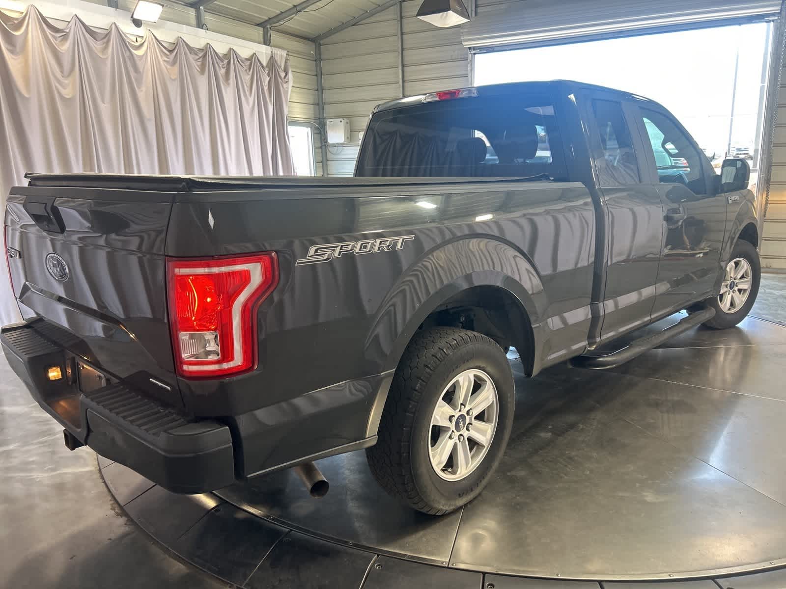Thumbnail: 2016 Ford F-150 - 9