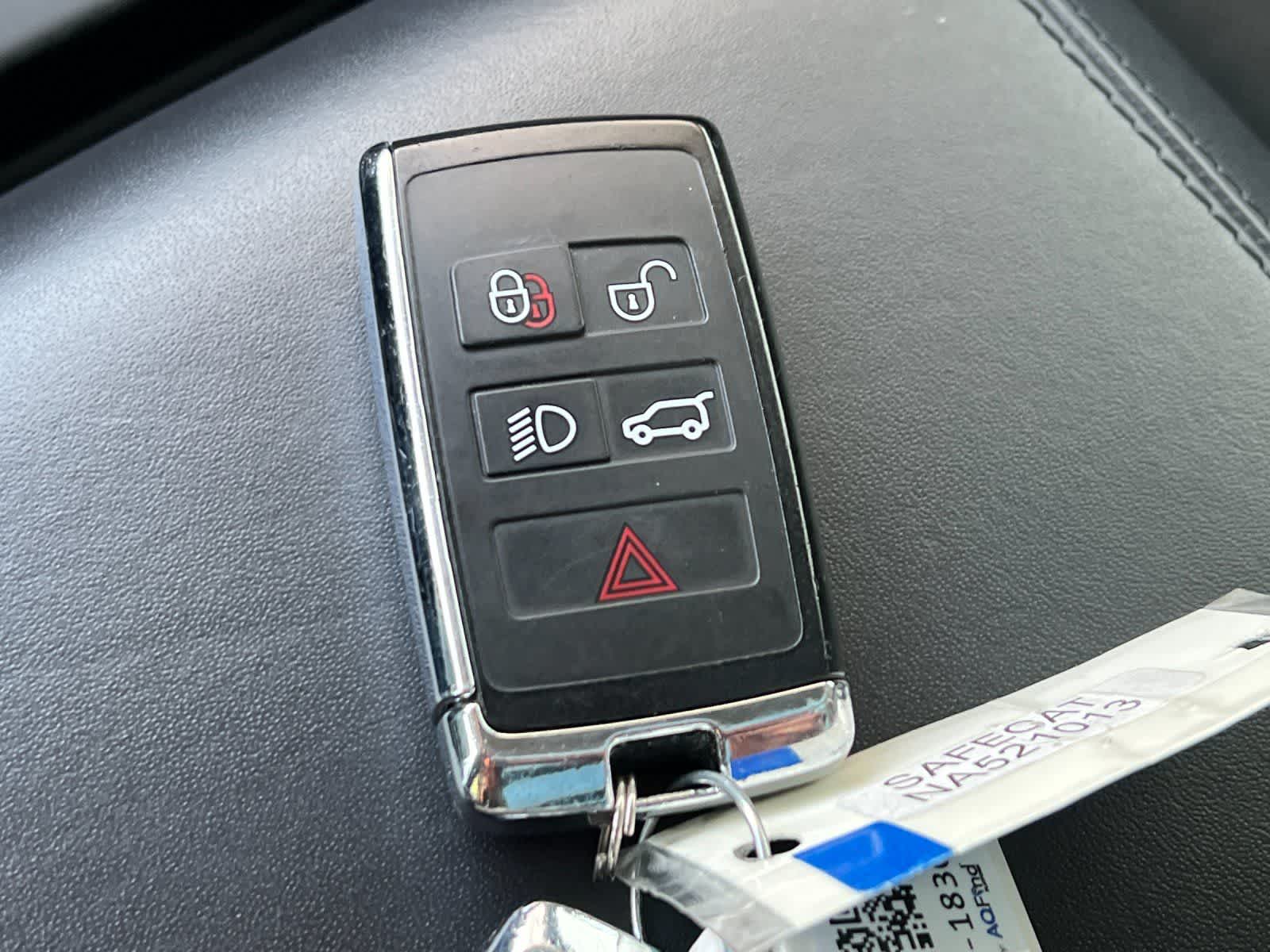 Thumbnail: 2020 Land Rover Defender - 31