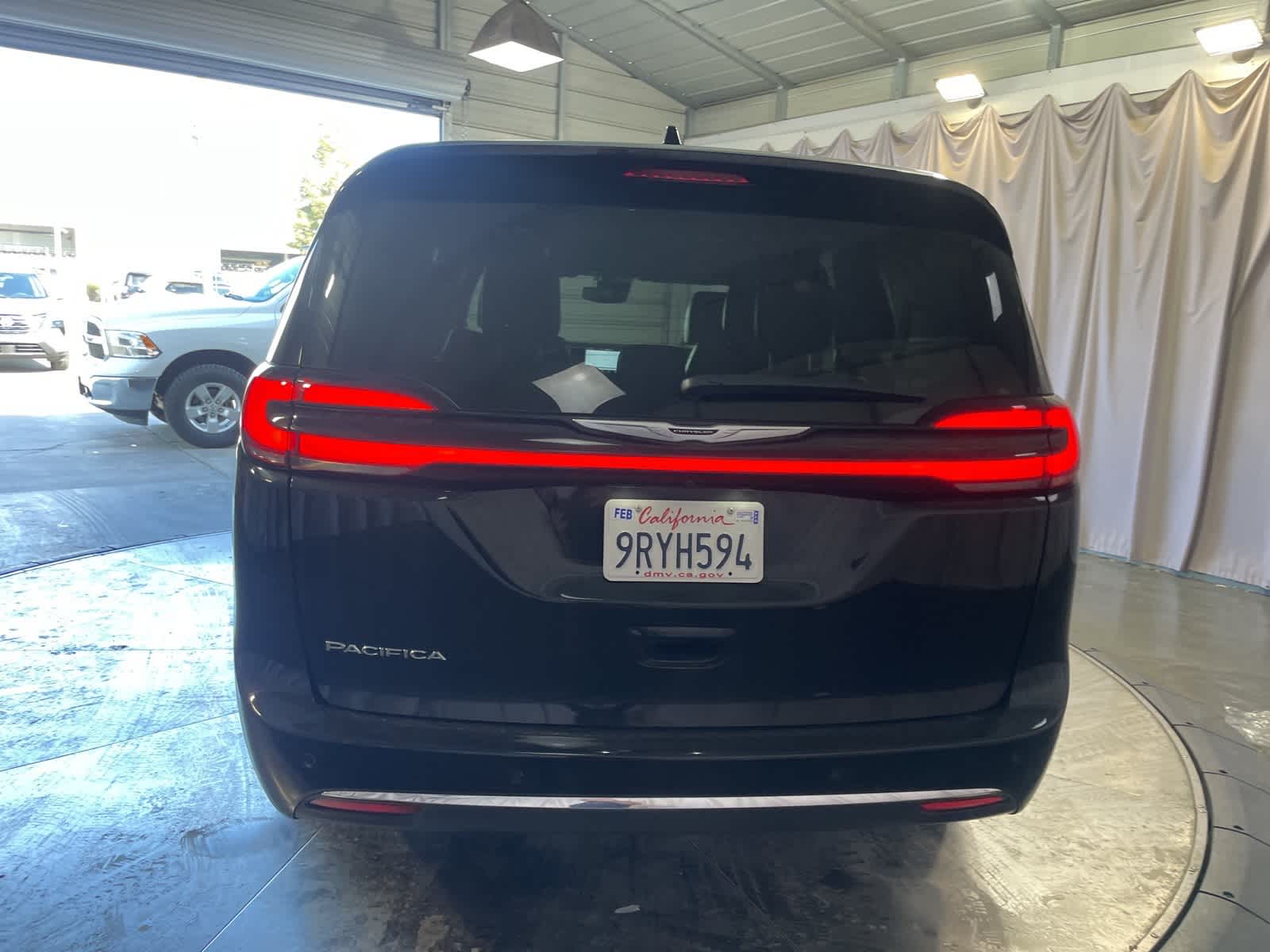 Thumbnail: 2025 Chrysler Pacifica - 7