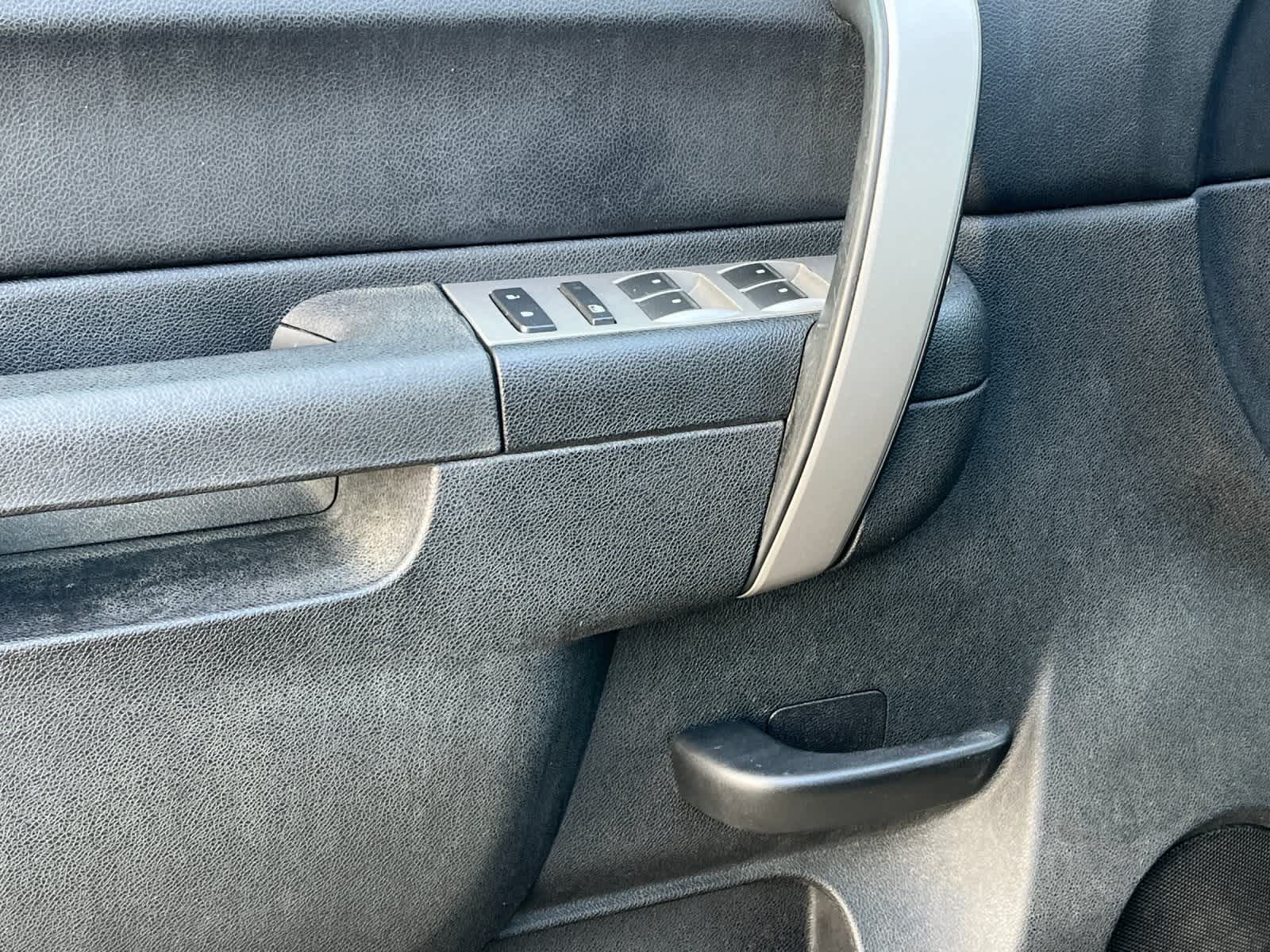 Thumbnail: 2010 GMC Sierra 1500 - 13