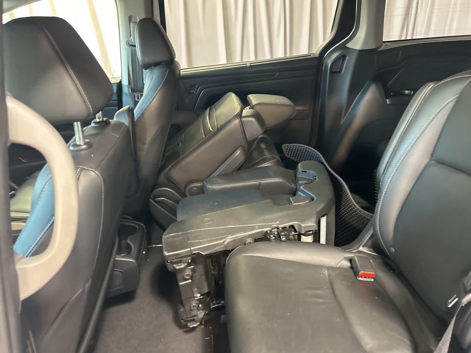 Thumbnail: 2021 Honda Odyssey - 18
