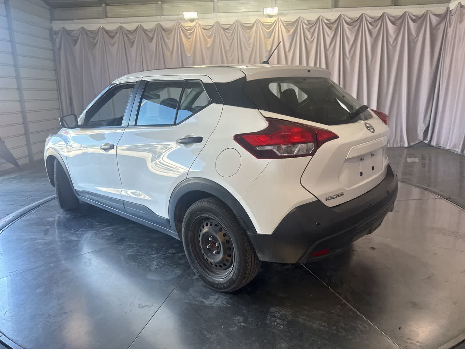 Thumbnail: 2020 Nissan Kicks - 7