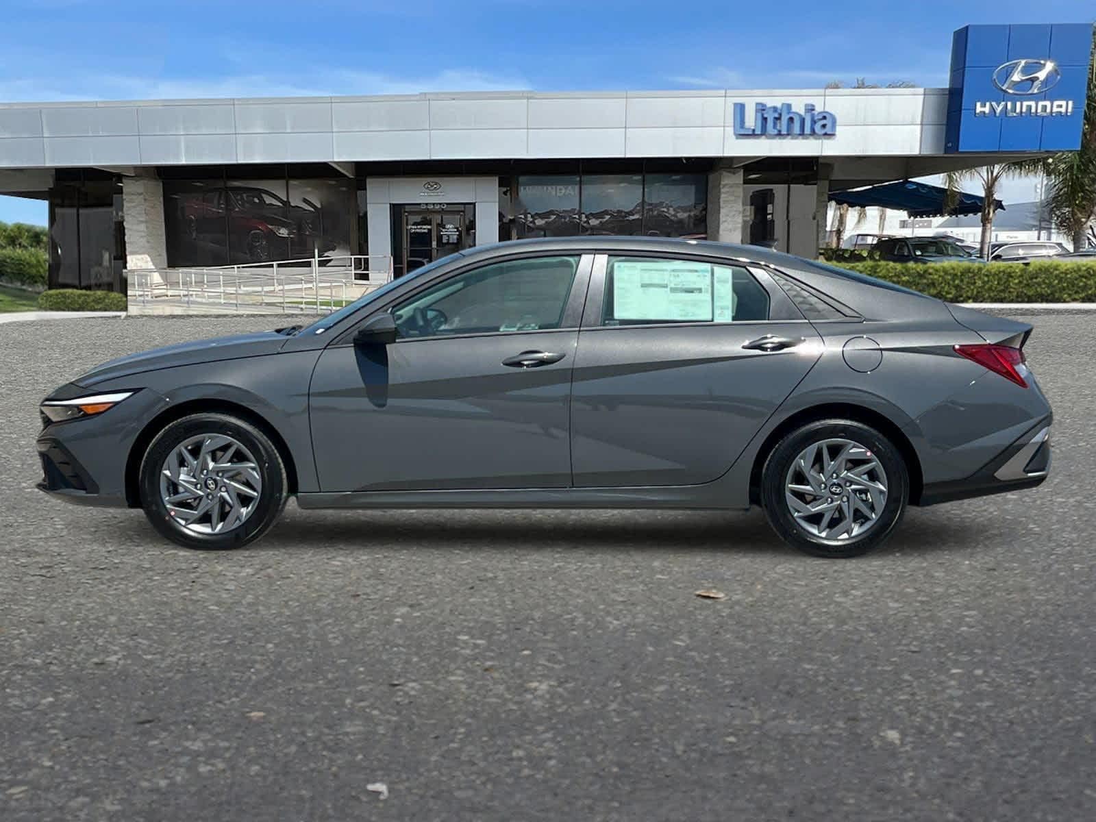 Thumbnail: 2025 Hyundai Elantra - 6