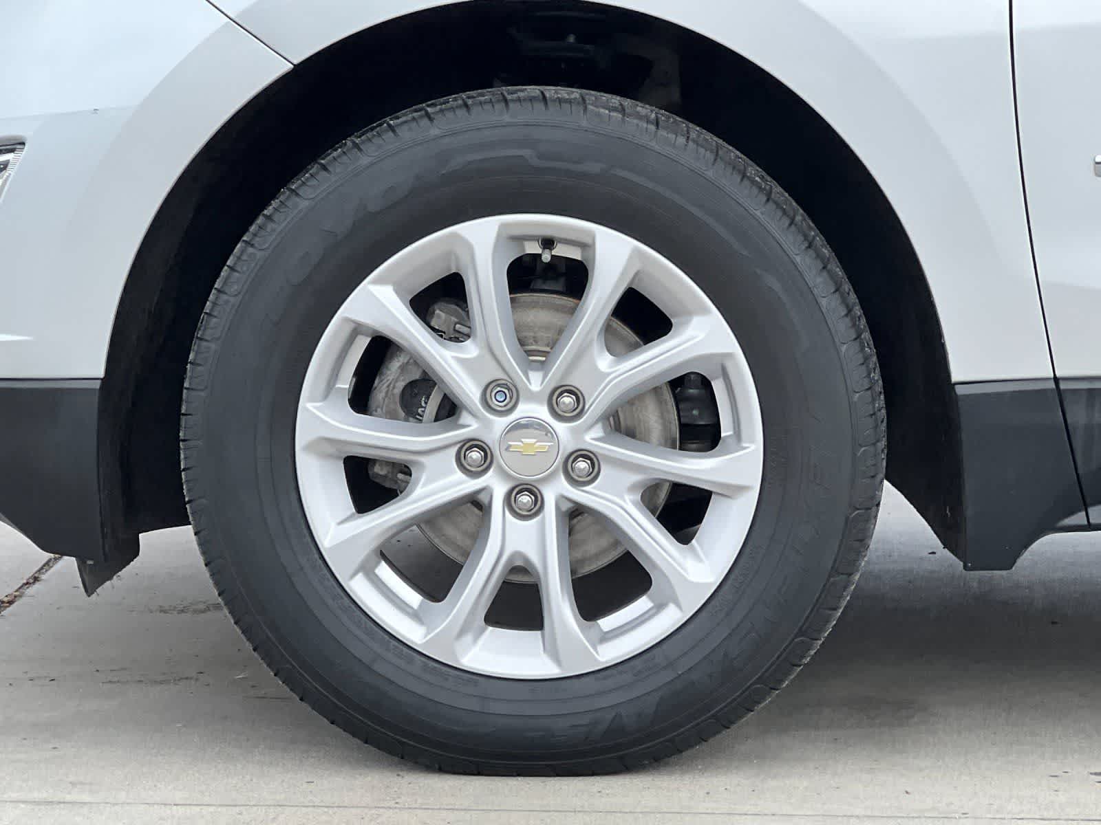 Thumbnail: 2020 Chevrolet Equinox - 27