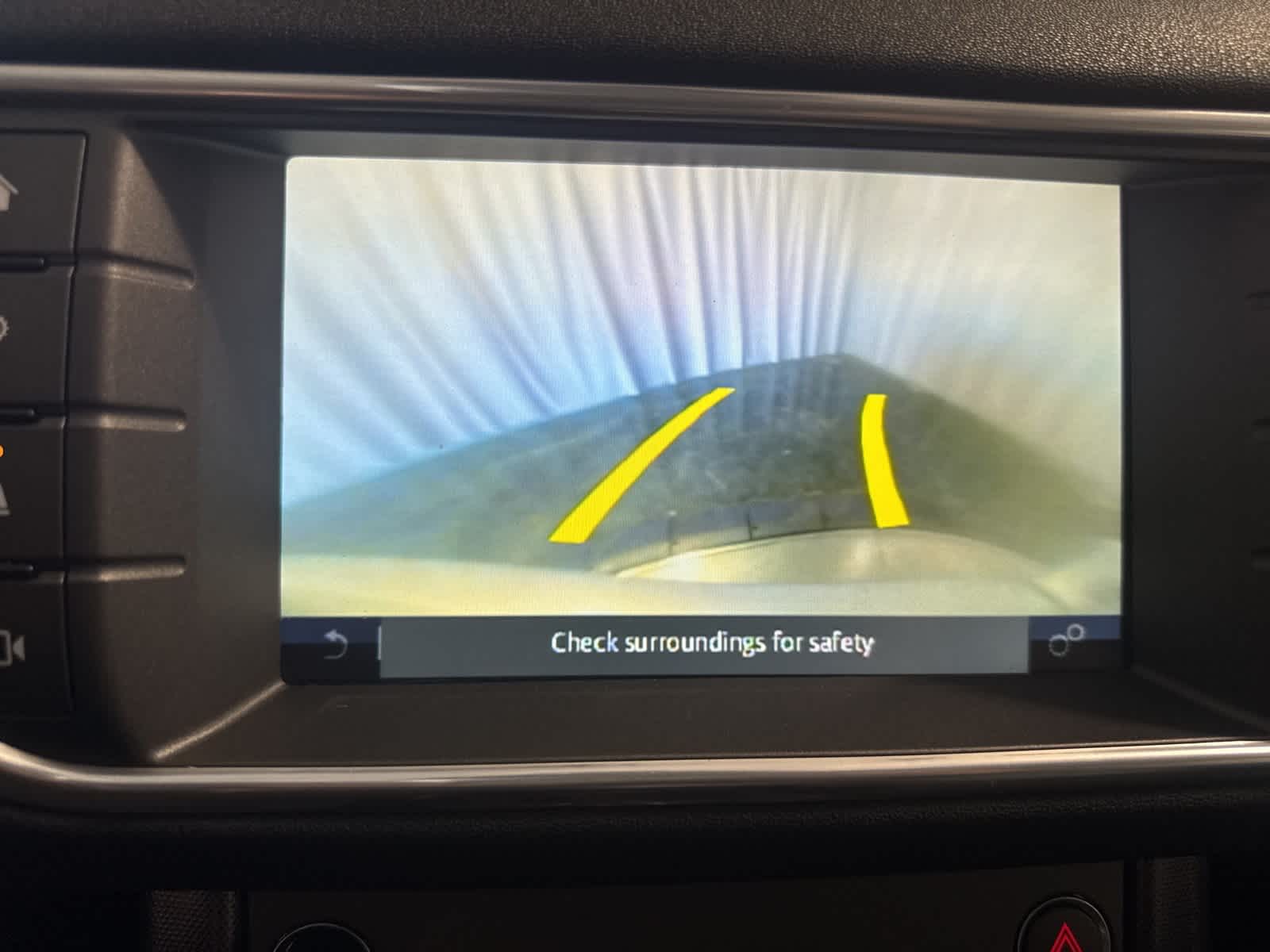 Thumbnail: 2019 Land Rover Range Rover Evoque - 27