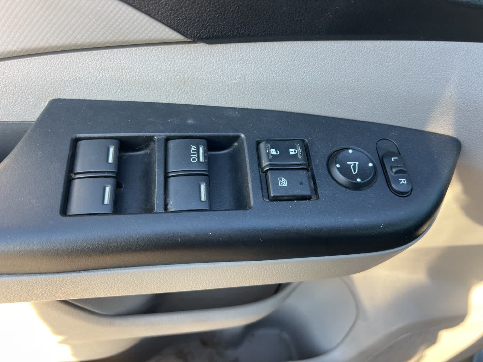 Thumbnail: 2013 Honda CR-V - 19