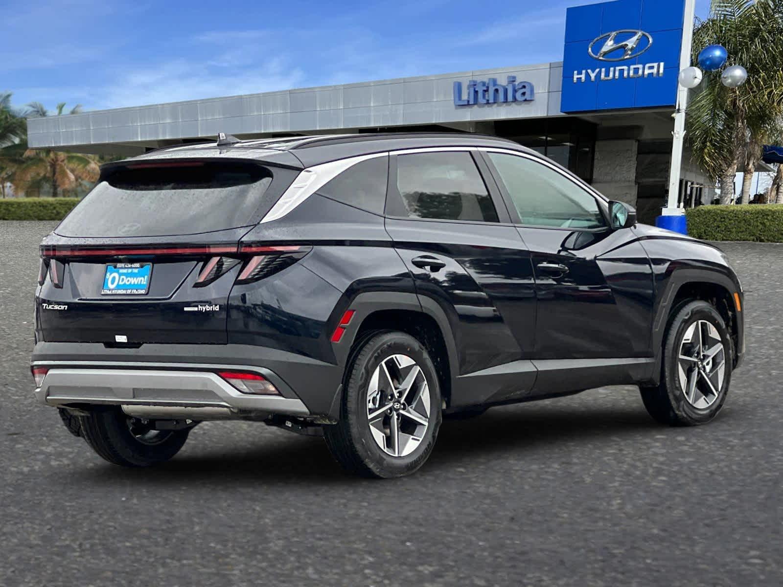 2026 Hyundai Tucson Hybrid SEL Convenience photo 2