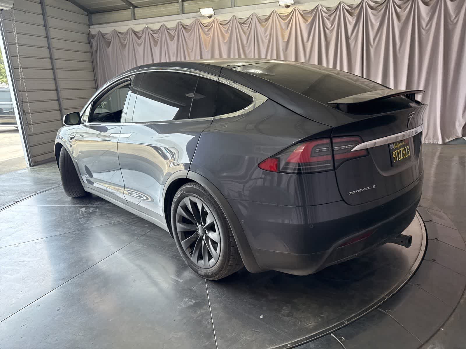 Thumbnail: 2017 Tesla Model X - 6