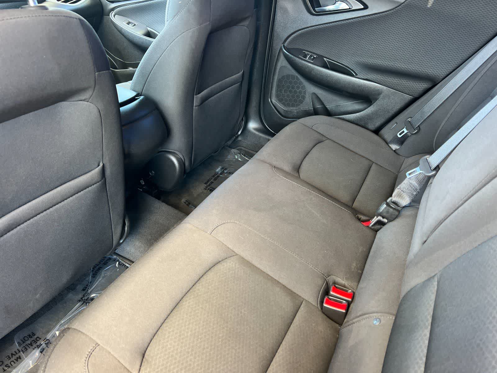 2017 Chevrolet Malibu LS w/1LS (Retail only) photo 4