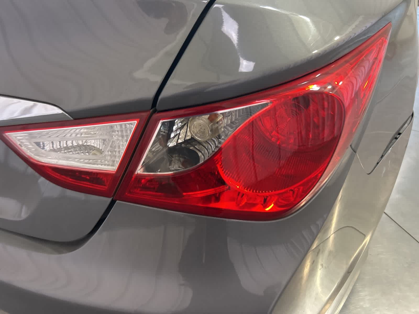 Thumbnail: 2014 Hyundai Sonata - 9