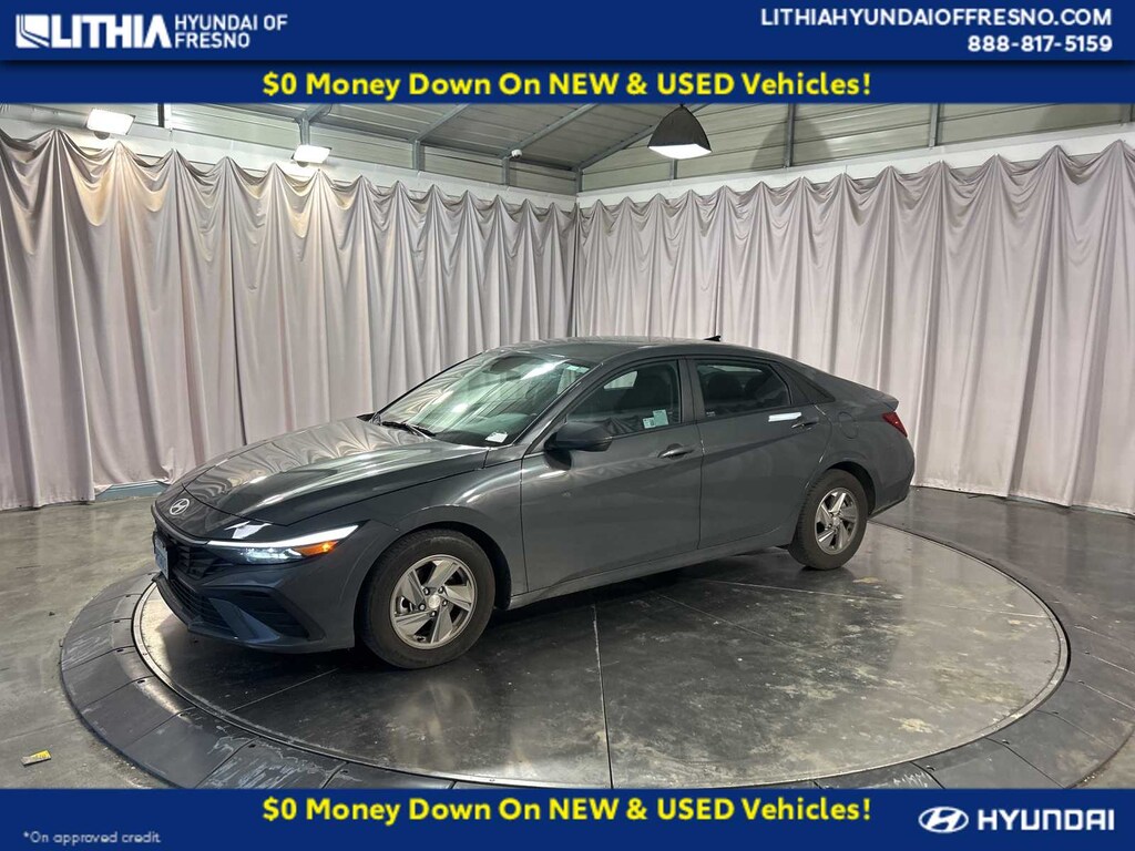 Used 2025 Hyundai Elantra SE Sedan