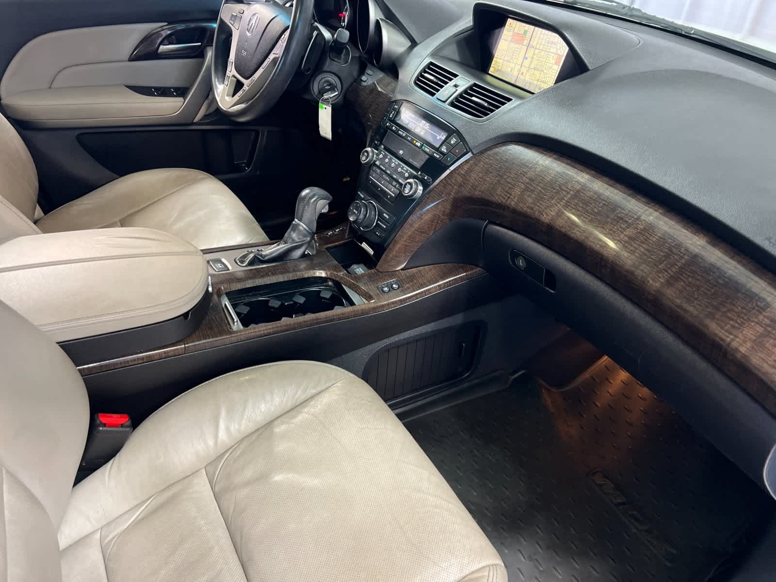 Thumbnail: 2010 Acura MDX - 17