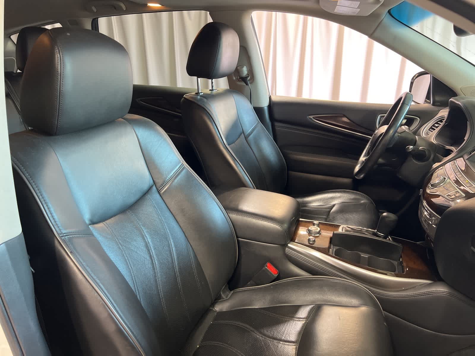 Thumbnail: 2015 INFINITI QX60 - 21