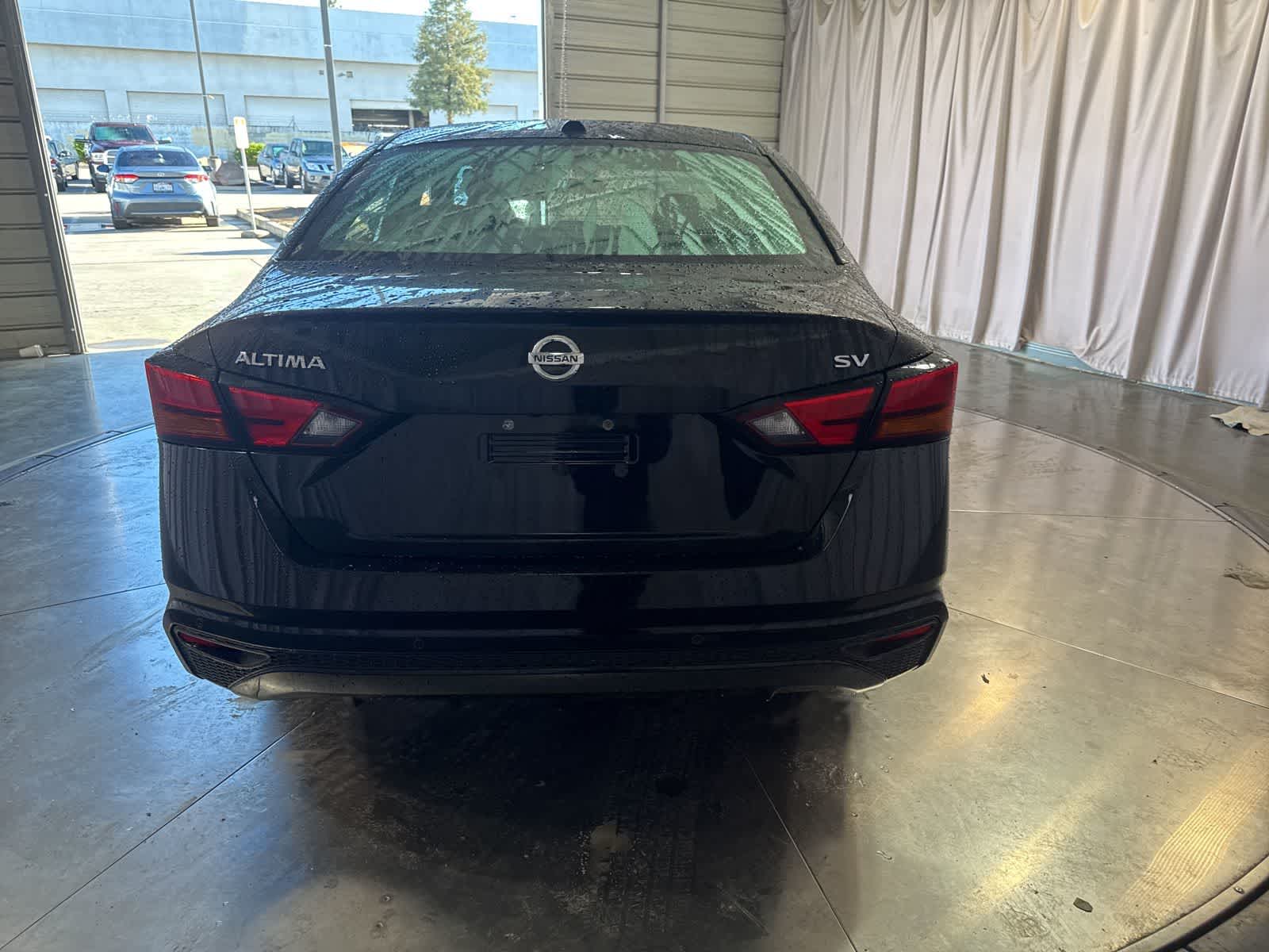 2022 Nissan Altima 2.5 SV photo 5