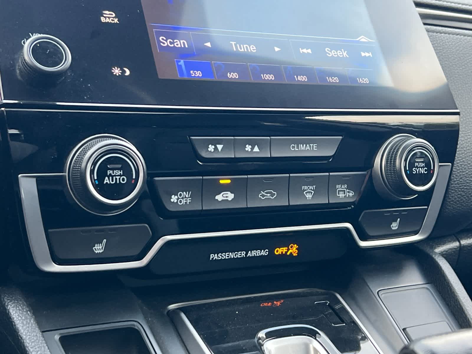 Thumbnail: 2018 Honda CR-V - 20