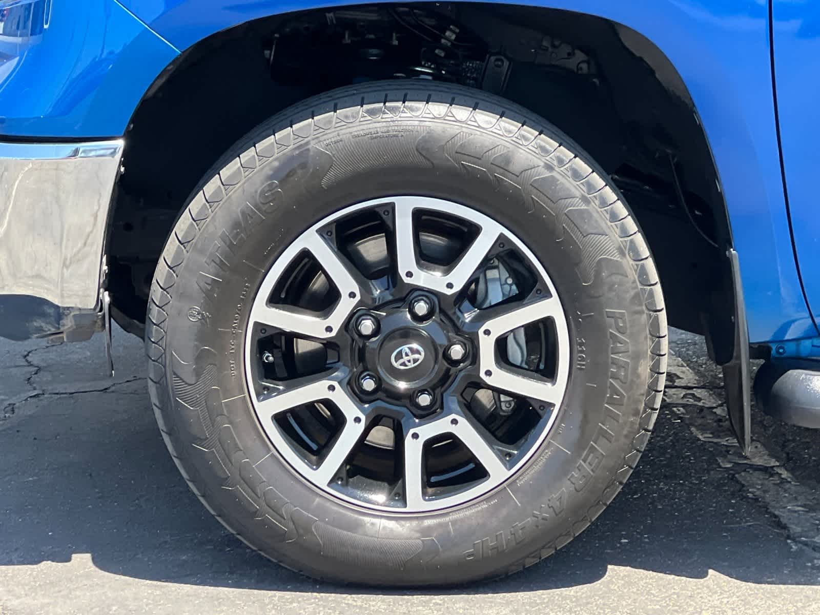 2018 Toyota Tundra Limited 24