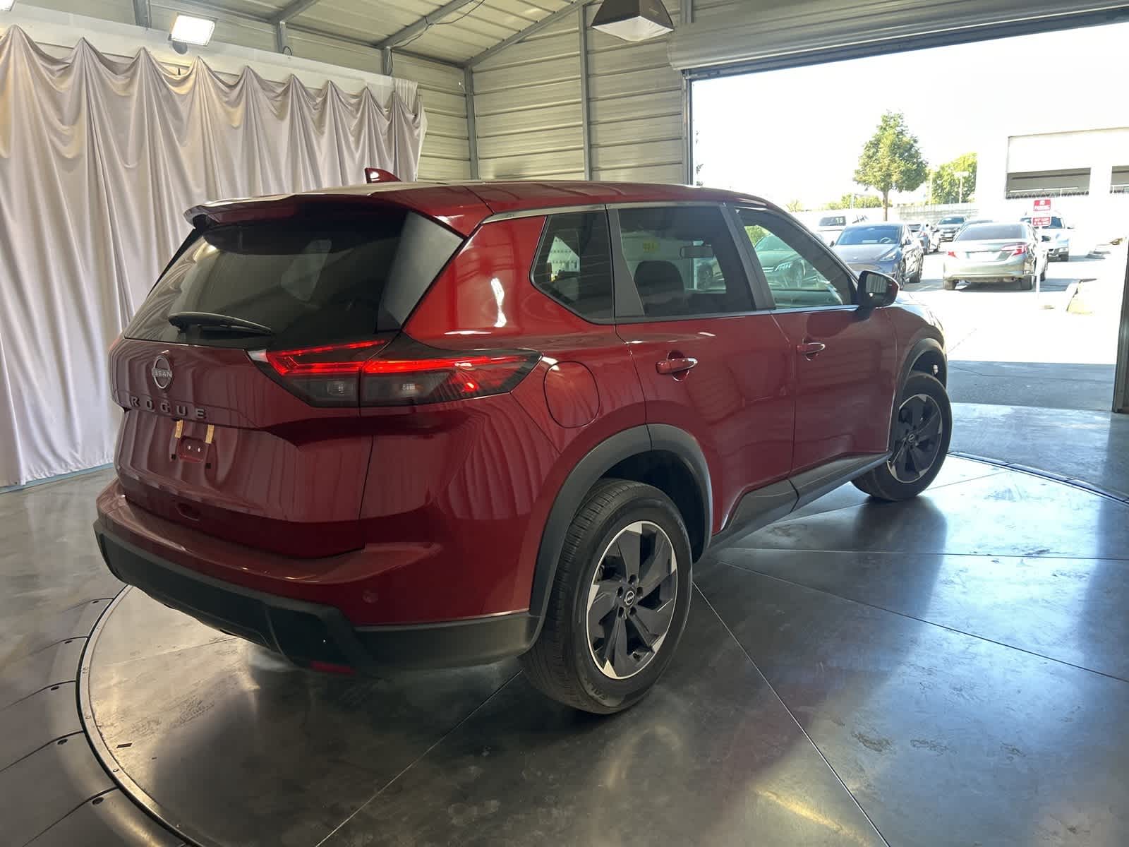 Thumbnail: 2025 Nissan Rogue - 8